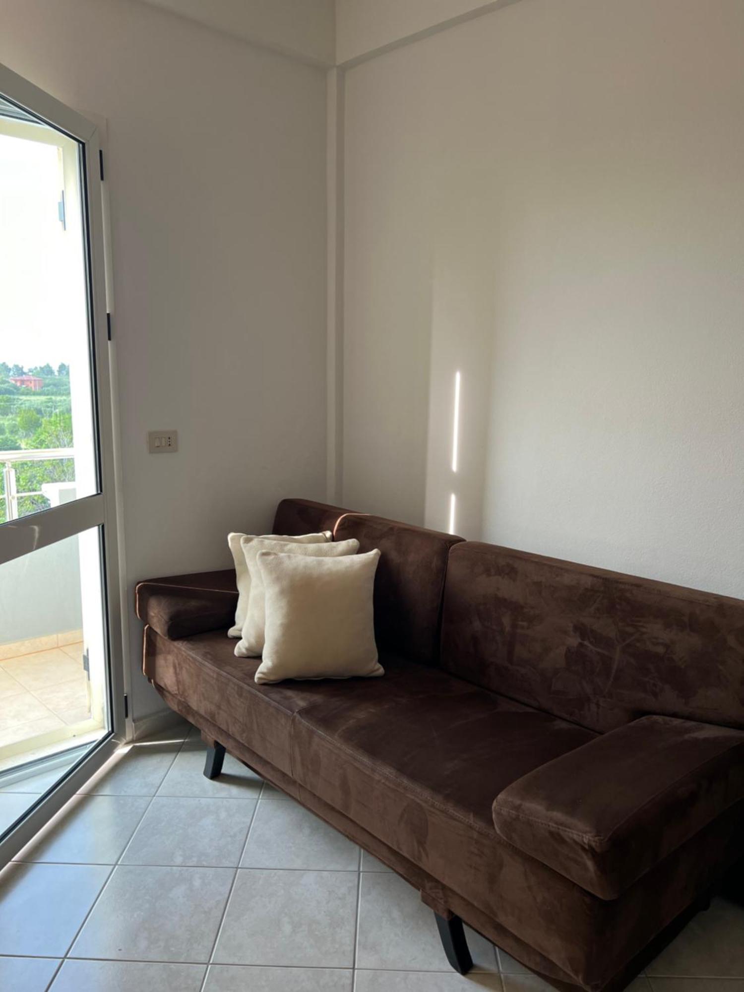 Apartments Rezidenca Sinani โอริคูม ภายนอก รูปภาพ