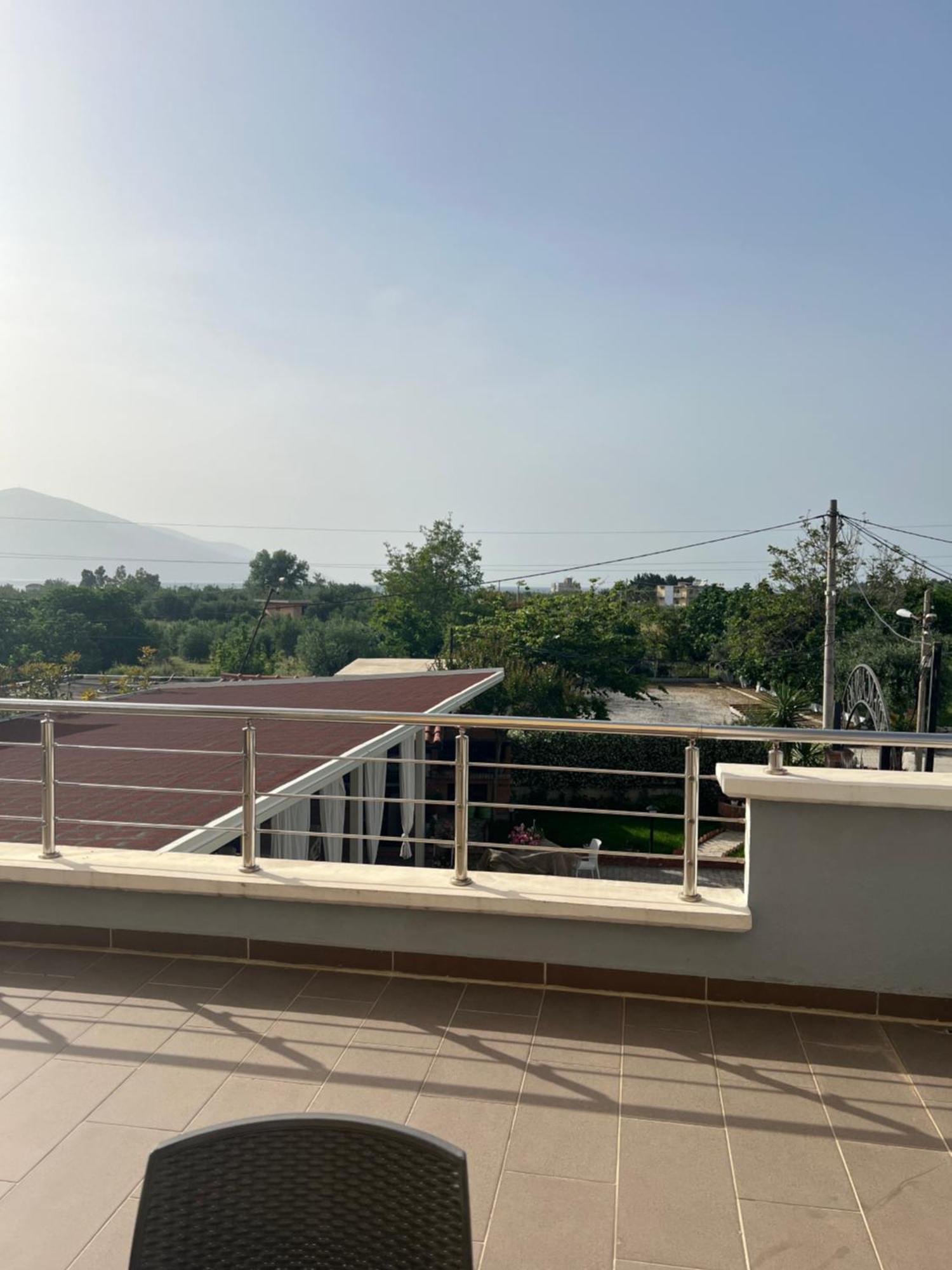 Apartments Rezidenca Sinani โอริคูม ภายนอก รูปภาพ