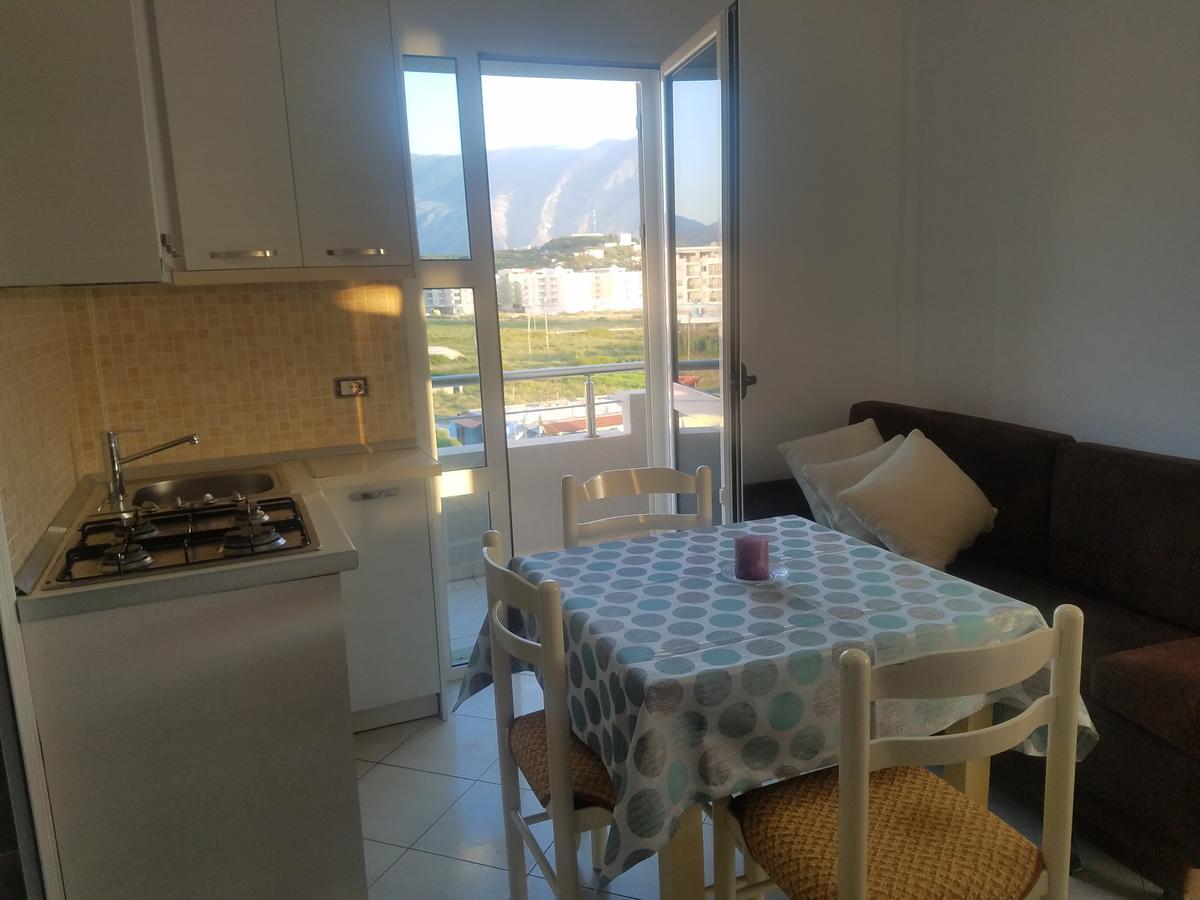 Apartments Rezidenca Sinani โอริคูม ภายนอก รูปภาพ